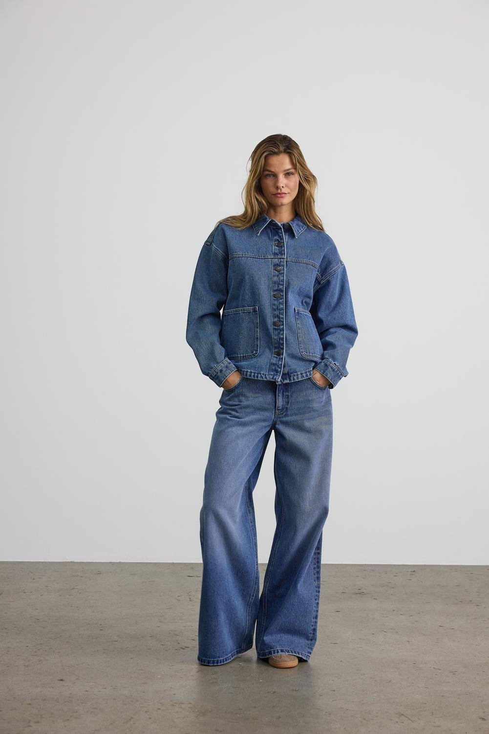 NMKETTIE Denim Jacket - Medium Blue Denim - VERO MODA & VILA Bergvik
